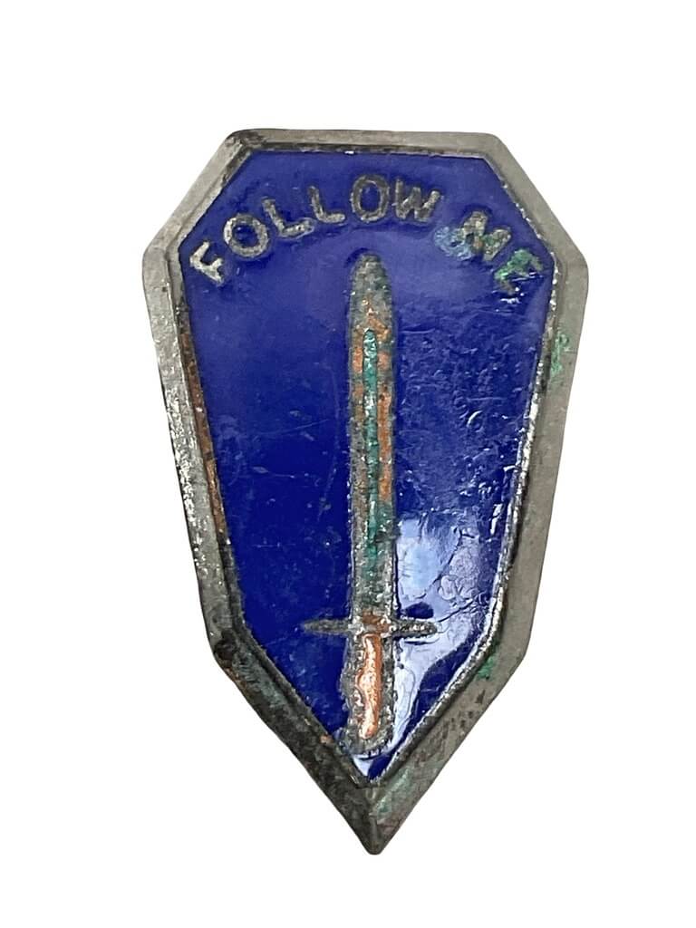 US Army DUI Distinctive Uniform Insignia Infantry School Badge Pin US Army DUI Distinctive Uniform Insignia Infantry School Badge Pin
