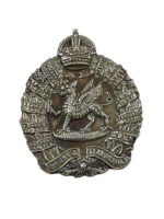 WW2 British Monmouthshire Regiment Cap Badge (2) WW2 British Monmouthshire Regiment Cap Badge (2)