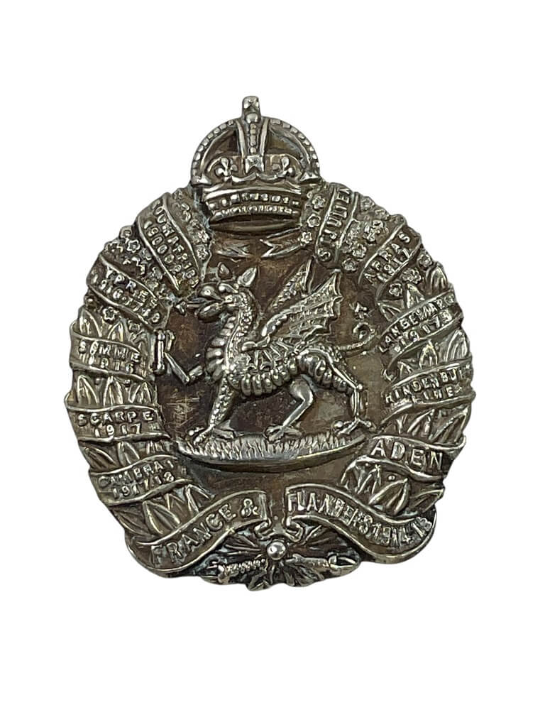 WW2 British Monmouthshire Regiment Cap Badge (2) WW2 British Monmouthshire Regiment Cap Badge (2)