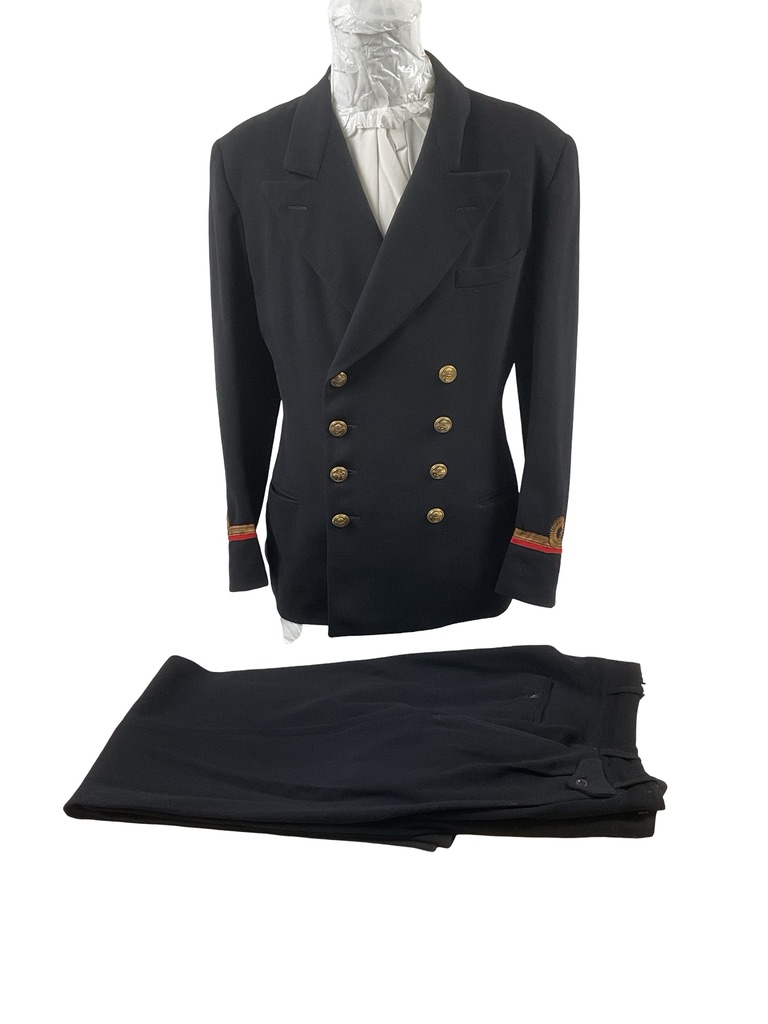 WW2 Canadian RCN Navy Medical Officer's Named Service Dress With Trousers Pants WW2 Canadian RCN Navy Medical Officer's Named Service Dress With Trousers Pants