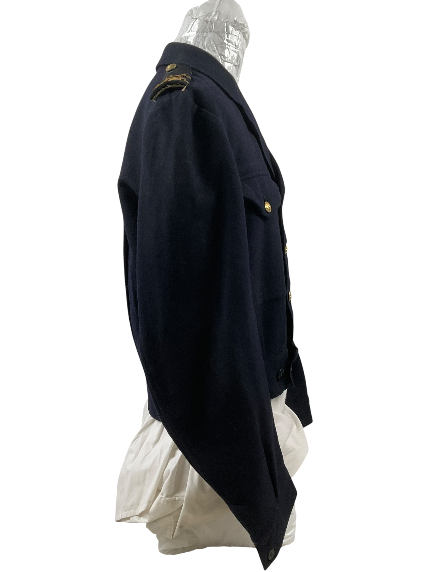 WW2 British Merchant Navy Sub-Lieutenant Officer's Battledress 42 Chest WW2 British Merchant Navy Sub-Lieutenant Officer's Battledress 42 Chest