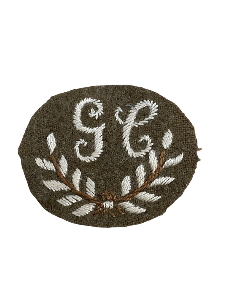 WW2 British Army Artillery Gun Crew Trade Badge WW2 British Army Artillery Gun Crew Trade Badge