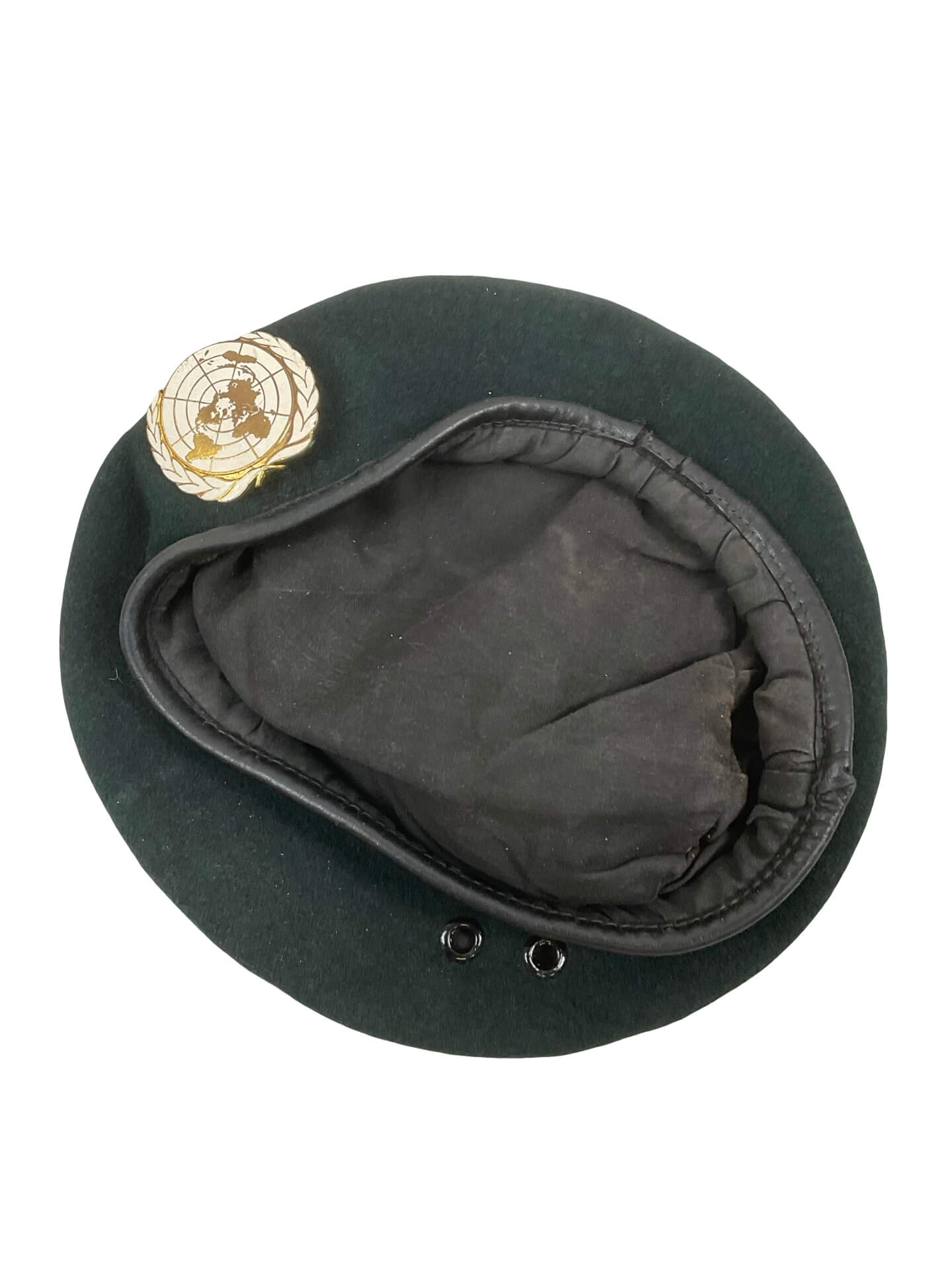 Canadian Forces Green Beret Size 7 With UN Cap Badge Canadian Forces Green Beret Size 7 With UN Cap Badge