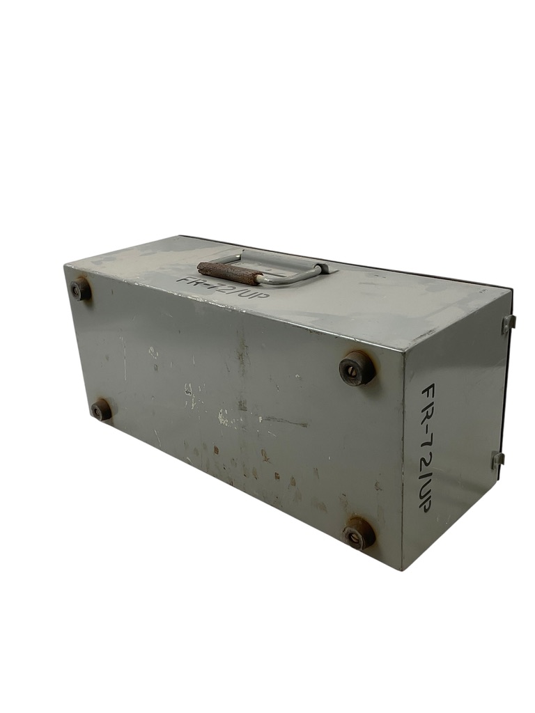 US Army Century Electronics Cavity Tuned FR-72/UP Testing Meter Dated 1970 US Army Century Electronics Cavity Tuned FR-72/UP Testing Meter Dated 1970