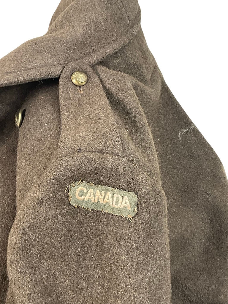 WW2 Canadian Army Greatcoat Size 9 Dated 1942 With CANADA Titles WW2 Canadian Army Greatcoat Size 9 Dated 1942 With CANADA Titles
