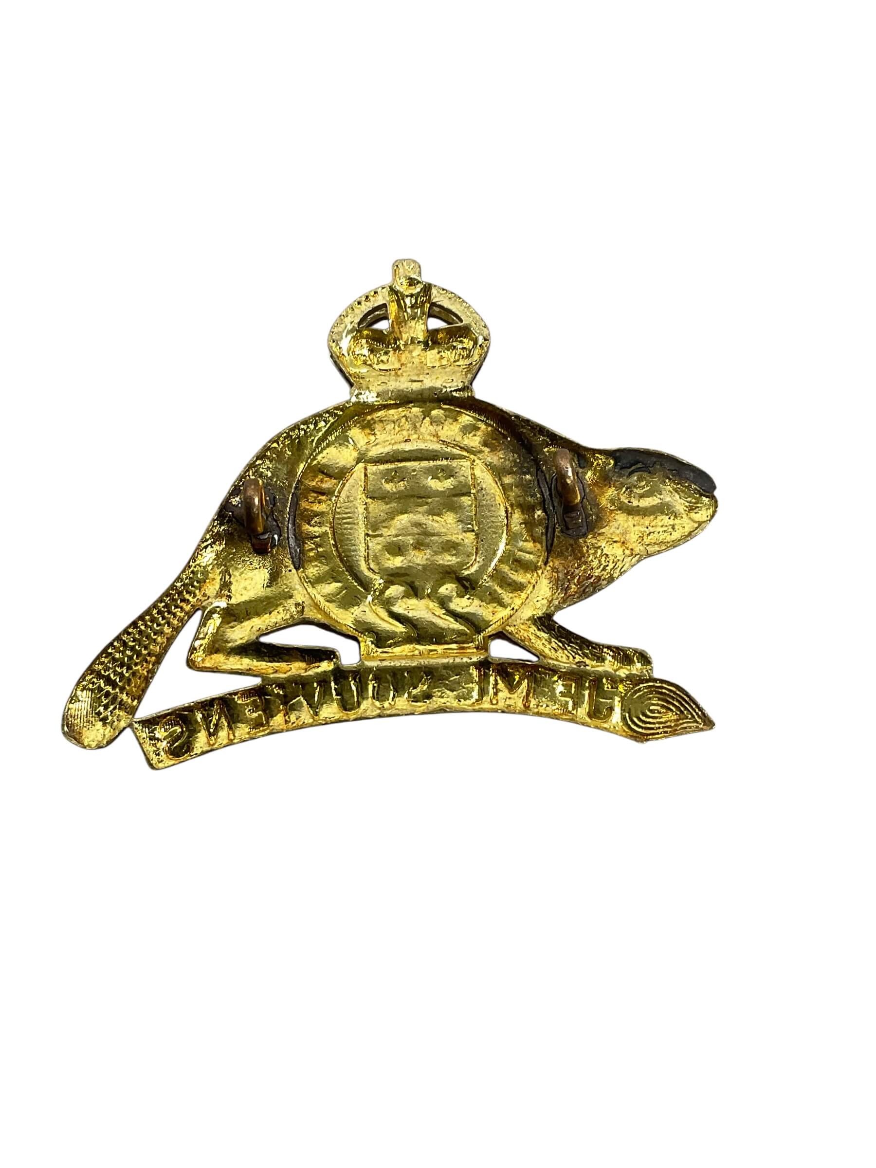 WW2 Canadian R22E Vandoos Cap Badge WW2 Canadian R22E Vandoos Cap Badge