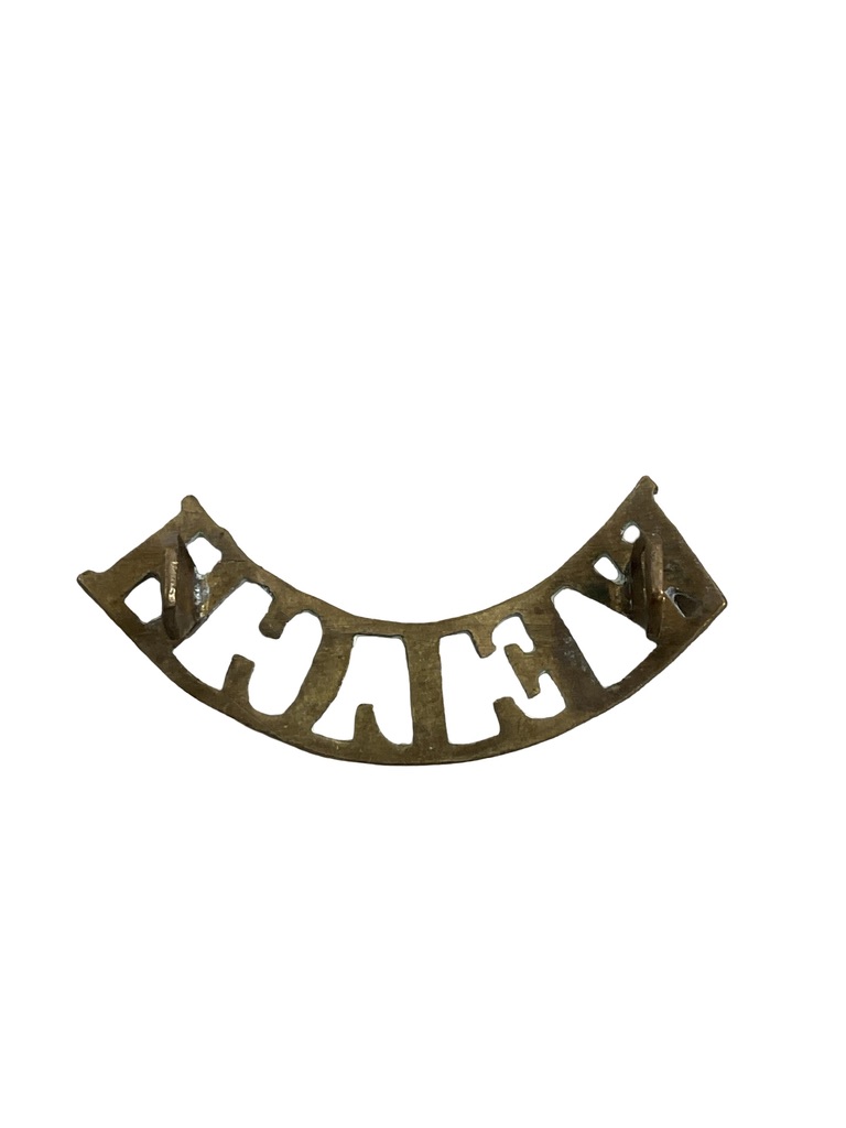WW1 British BEF Welch Regiment Shoulder Title Insignia Single WW1 British BEF Welch Regiment Shoulder Title Insignia Single