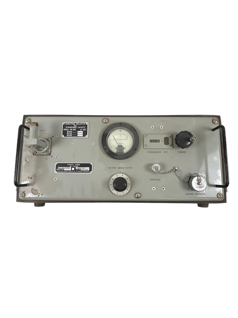 US Army Century Electronics Cavity Tuned FR-72/UP Testing Meter Dated 1970 US Army Century Electronics Cavity Tuned FR-72/UP Testing Meter Dated 1970
