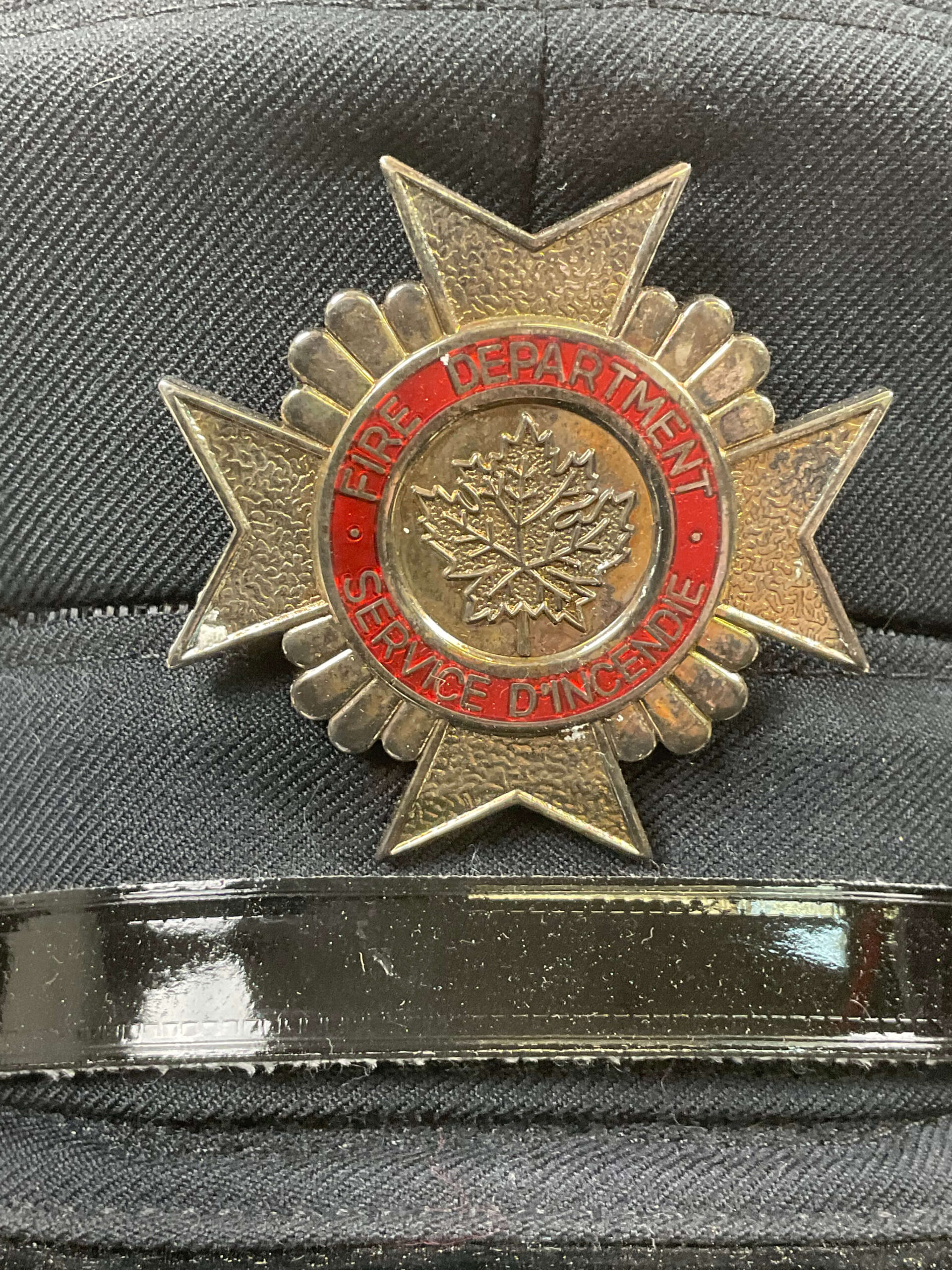 Canadian Fire Department Other Ranks Peak Cap Hat With Badge Size 7 1/2 Canadian Fire Department Other Ranks Peak Cap Hat With Badge Size 7 1/2