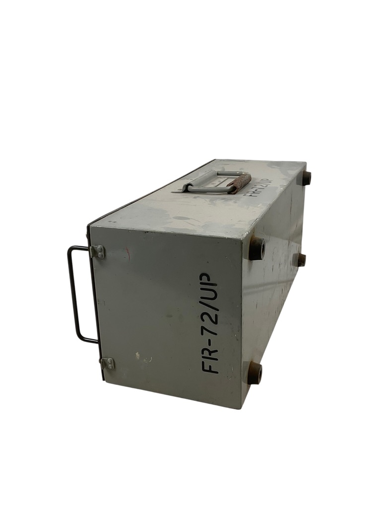 US Army Century Electronics Cavity Tuned FR-72/UP Testing Meter Dated 1970 US Army Century Electronics Cavity Tuned FR-72/UP Testing Meter Dated 1970