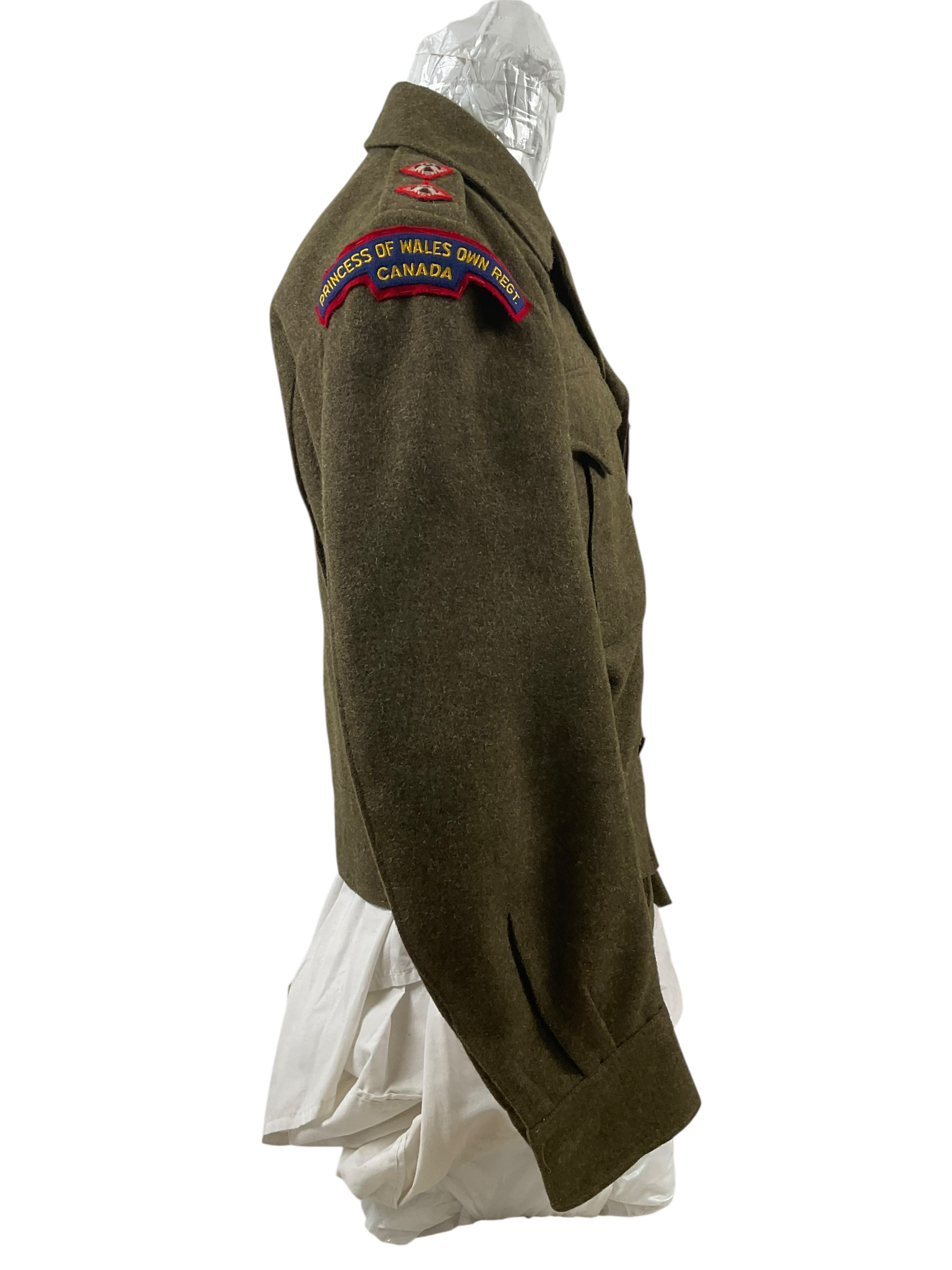 Canadian Forces Korean War PWOR Officer's Battledress Jacket Size 5 Dated 1952 Canadian Forces Korean War PWOR Officer's Battledress Jacket Size 5 Dated 1952