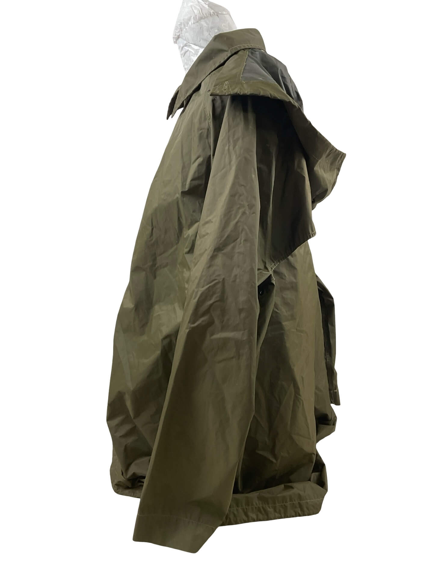 Canadian Forces Rain Jacket Size Regular X Large Dated 1972 With Hood Size 8 Medium Long Dated 1971 Canadian Forces Rain Jacket Size Regular X Large Dated 1972 With Hood Size 8 Medium Long Dated 1971
