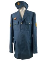 Canadian Forces RCAF Sergeant DEU Jacket Size 7042 With Wedge Cap Size 7 Canadian Forces RCAF Sergeant DEU Jacket Size 7042 With Wedge Cap Size 7