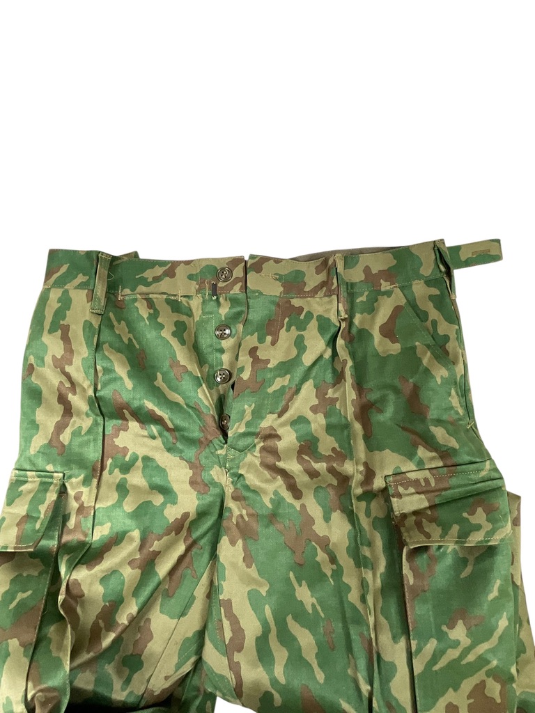 Russian Soviet Camouflage Jacket and Pants Set Russian Soviet Camouflage Jacket and Pants Set