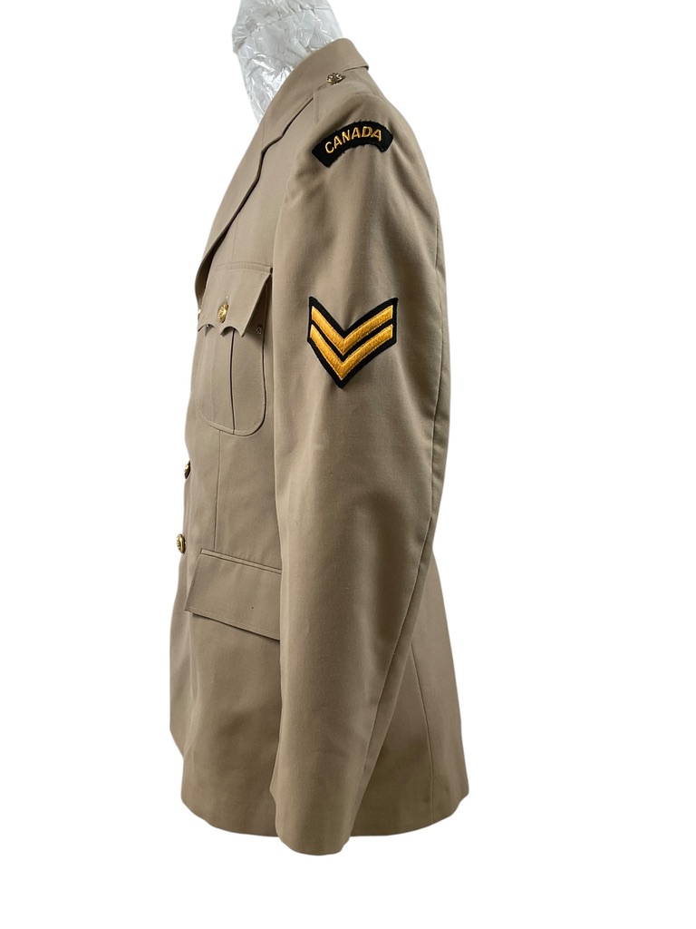 Canadian Forces Tan DEU Jacket Size 7340 Canadian Forces Tan DEU Jacket Size 7340