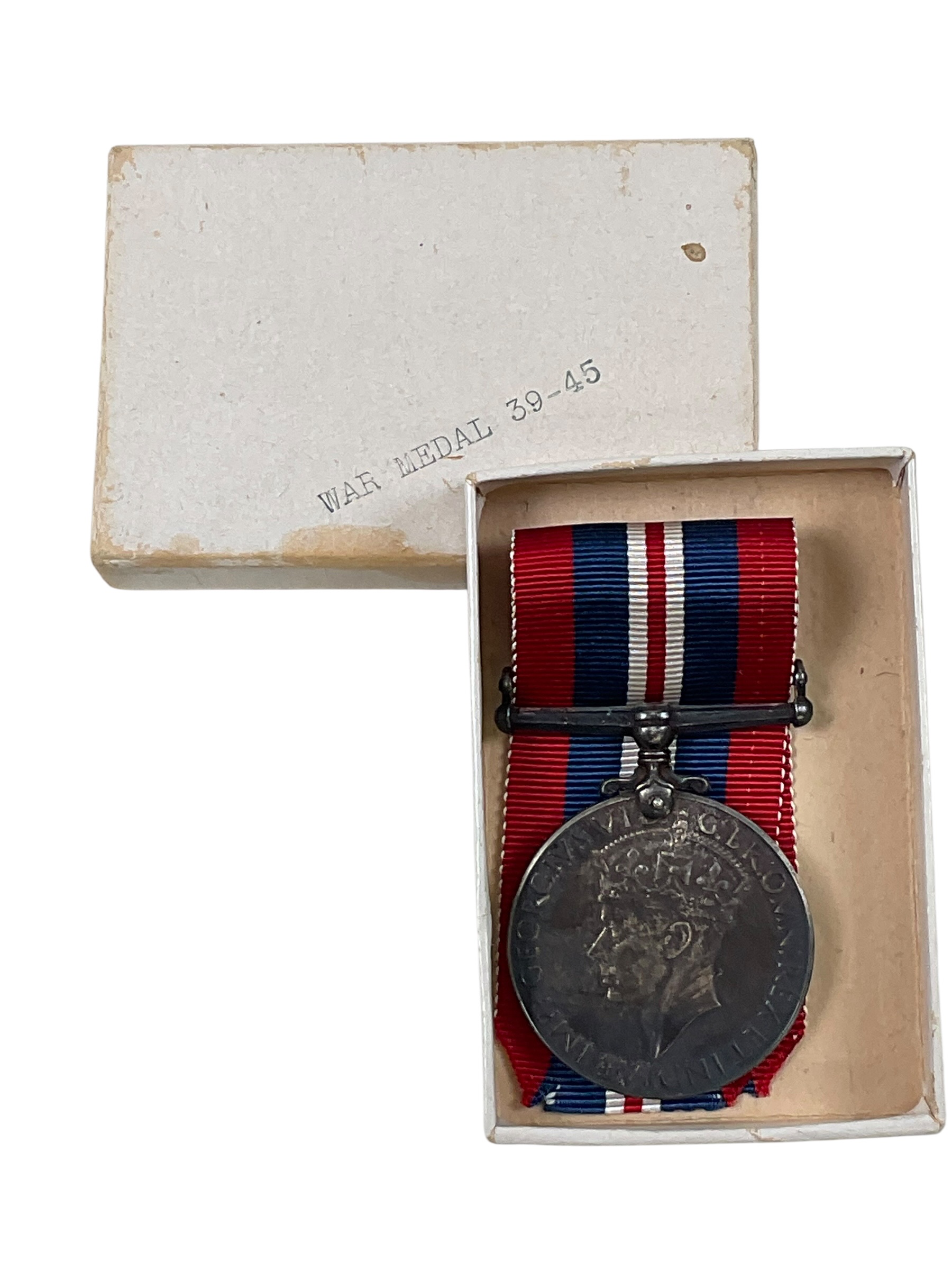 WW2 Canadian 1939 to 1945 War Medal In Box Full Size WW2 Canadian 1939 to 1945 War Medal In Box Full Size
