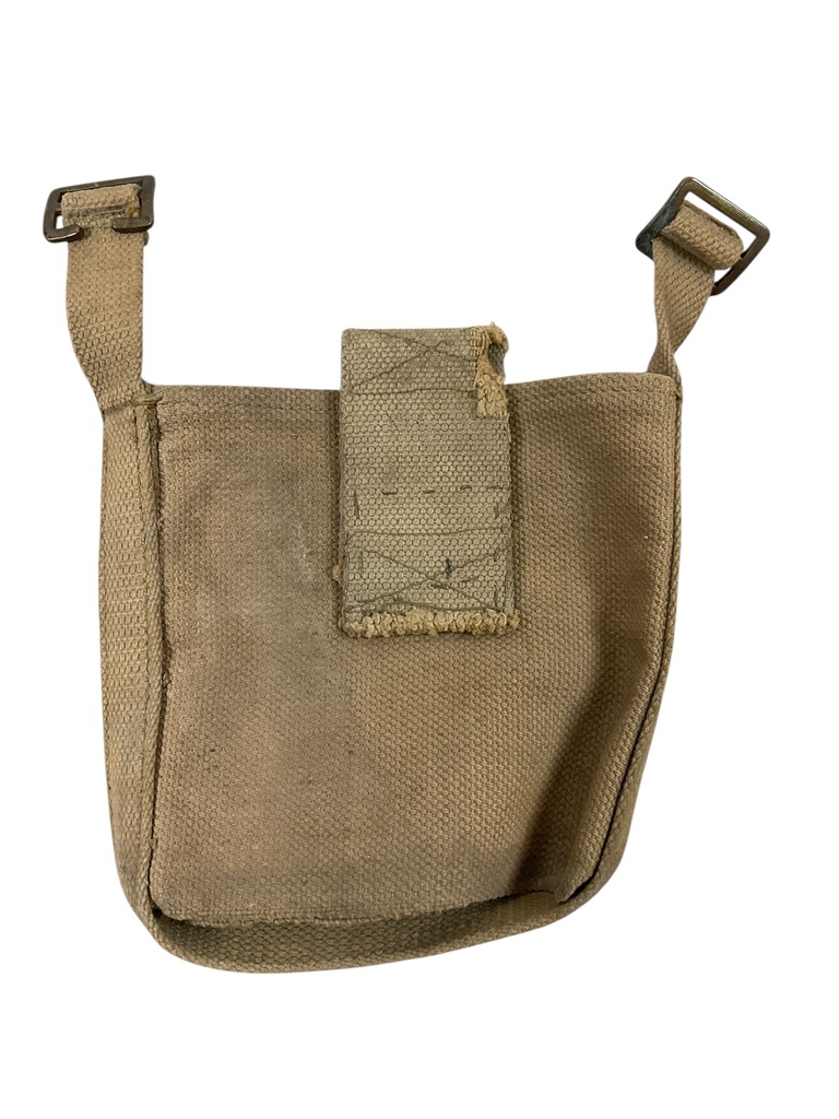 WW2 British Army Pattern 37 Sleeve Canteen Holder Modified WW2 British Army Pattern 37 Sleeve Canteen Holder Modified