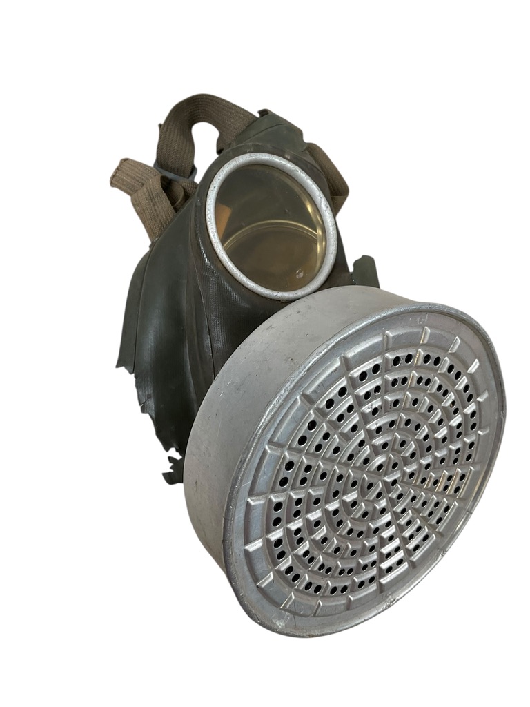 WW2 German Civilian Respirator Dated 1938 WW2 German Civilian Respirator Dated 1938