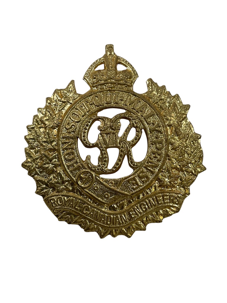 WW2 Royal Canadian Engineers RCE Cap Badge WW2 Royal Canadian Engineers RCE Cap Badge