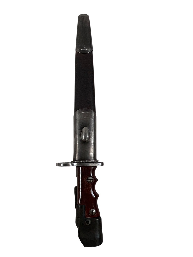 WW2 British Jungle Carbine No 7 Bayonet With Scabbard WW2 British Jungle Carbine No 7 Bayonet With Scabbard