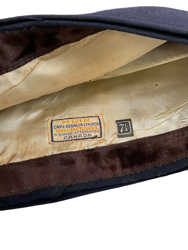 WW2 Canadian The Elgin Regiment Coloured Field Service Wedge Cap Size 7 1/4 WW2 Canadian The Elgin Regiment Coloured Field Service Wedge Cap Size 7 1/4