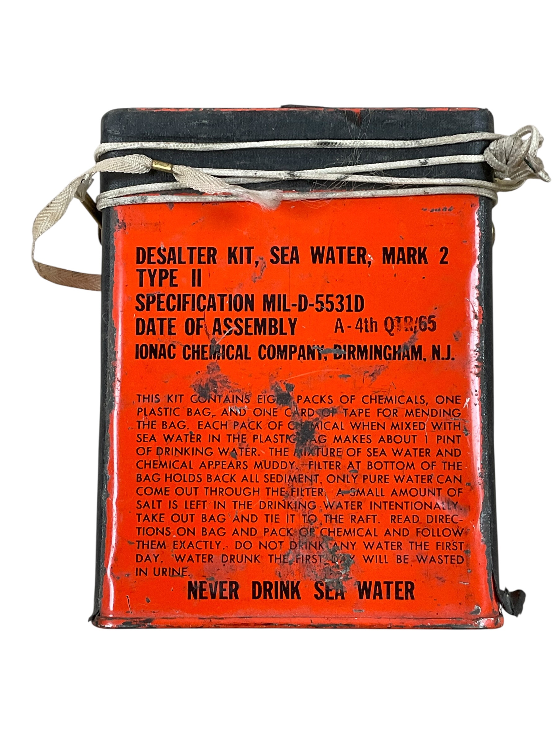 US USN USMC Pilot Survival Kit Desalter Sea Water Mk2 Type 2 Dated 1965 US USN USMC Pilot Survival Kit Desalter Sea Water Mk2 Type 2 Dated 1965