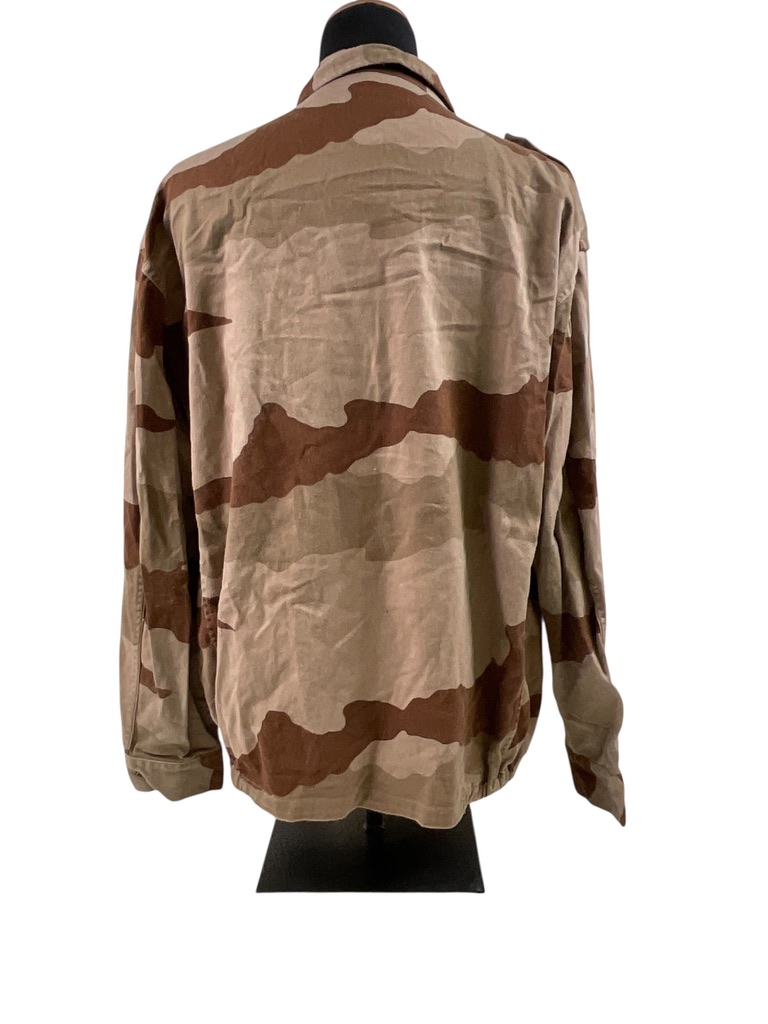 French Army Desert Camouflage Jacket Size 116 and Pants Size 104 French Army Desert Camouflage Jacket Size 116 and Pants Size 104