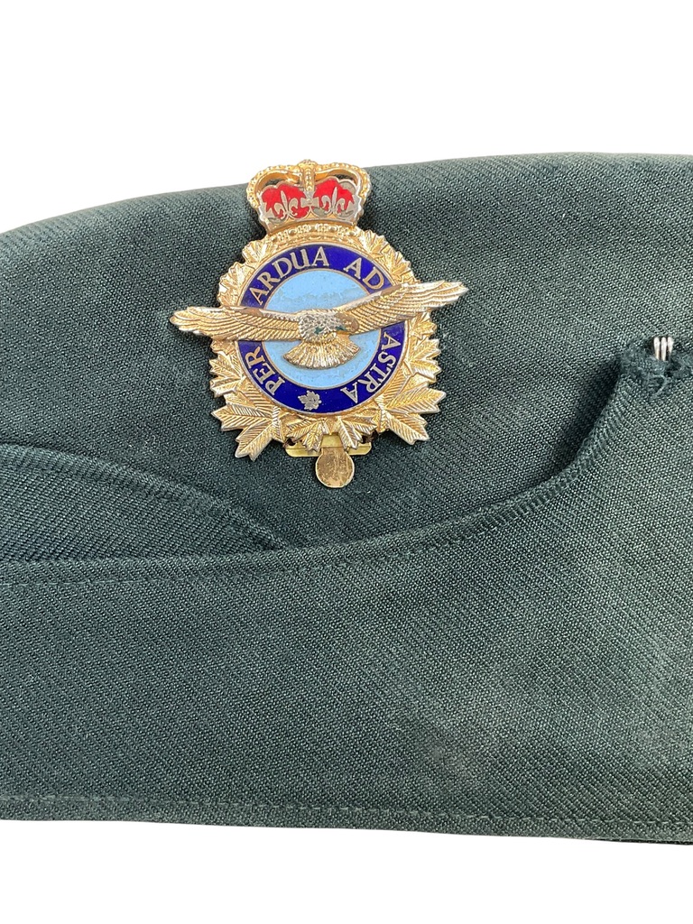 Canadian Forces RCAF Wedge Cap Size 7 Dated 1972 Canadian Forces RCAF Wedge Cap Size 7 Dated 1972