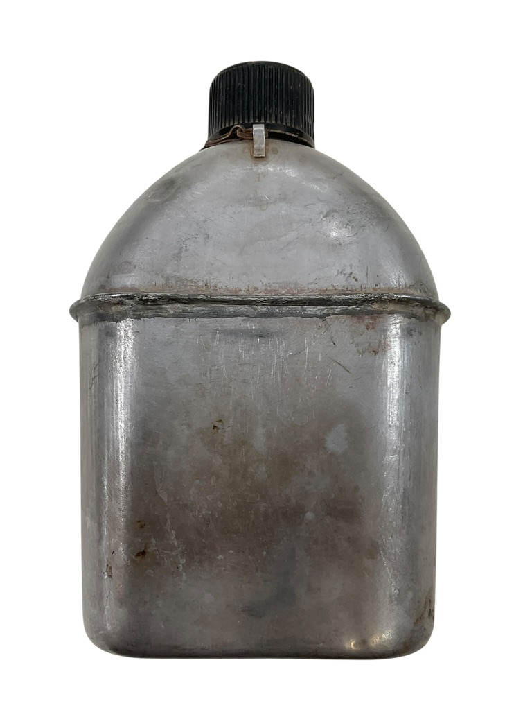 WW2 US Canteen Set 1941 Dated WW2 US Canteen Set 1941 Dated