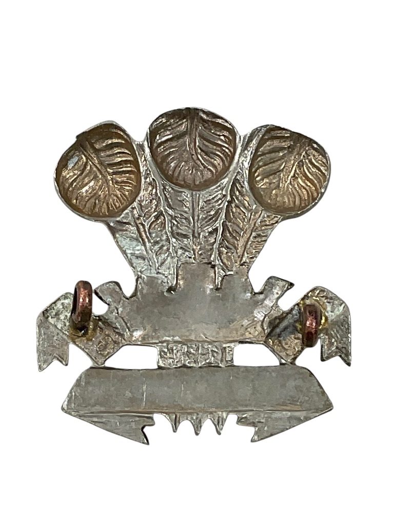 WW2 British The Leinster Regiment Cap Badge WW2 British The Leinster Regiment Cap Badge