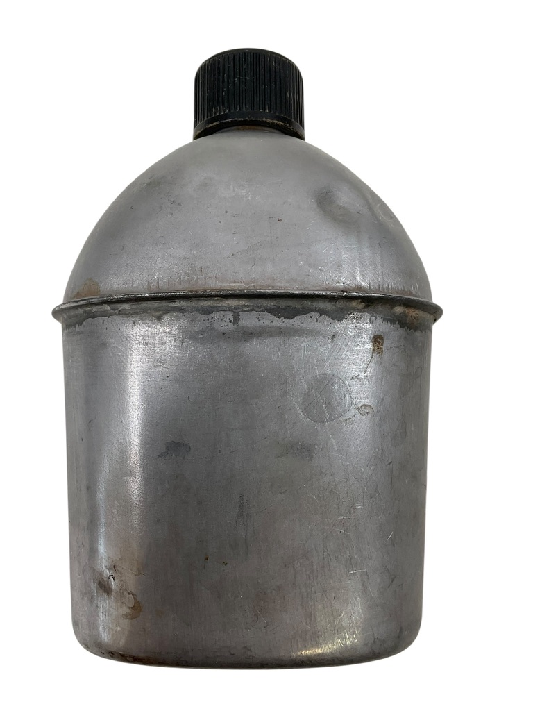 WW2 US Canteen Set 1941 Dated WW2 US Canteen Set 1941 Dated