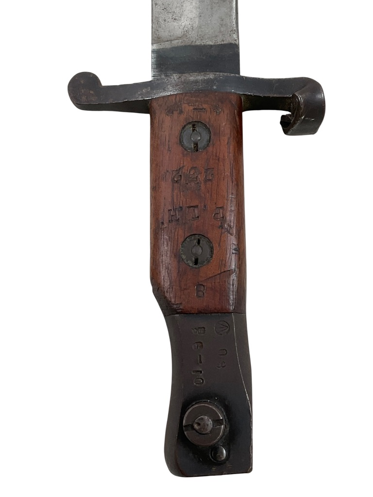 WW1 Canadian CEF Ross Rifle Bayonet With Scabbard Unit Marked 8th Hussars WW1 Canadian CEF Ross Rifle Bayonet With Scabbard Unit Marked 8th Hussars