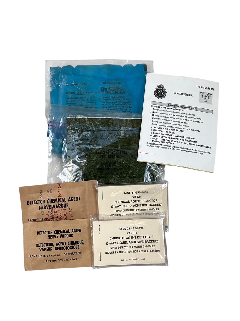 Canadian Forces C4 Respirator Size Large in TW CADPAT Bag Canadian Forces C4 Respirator Size Large in TW CADPAT Bag