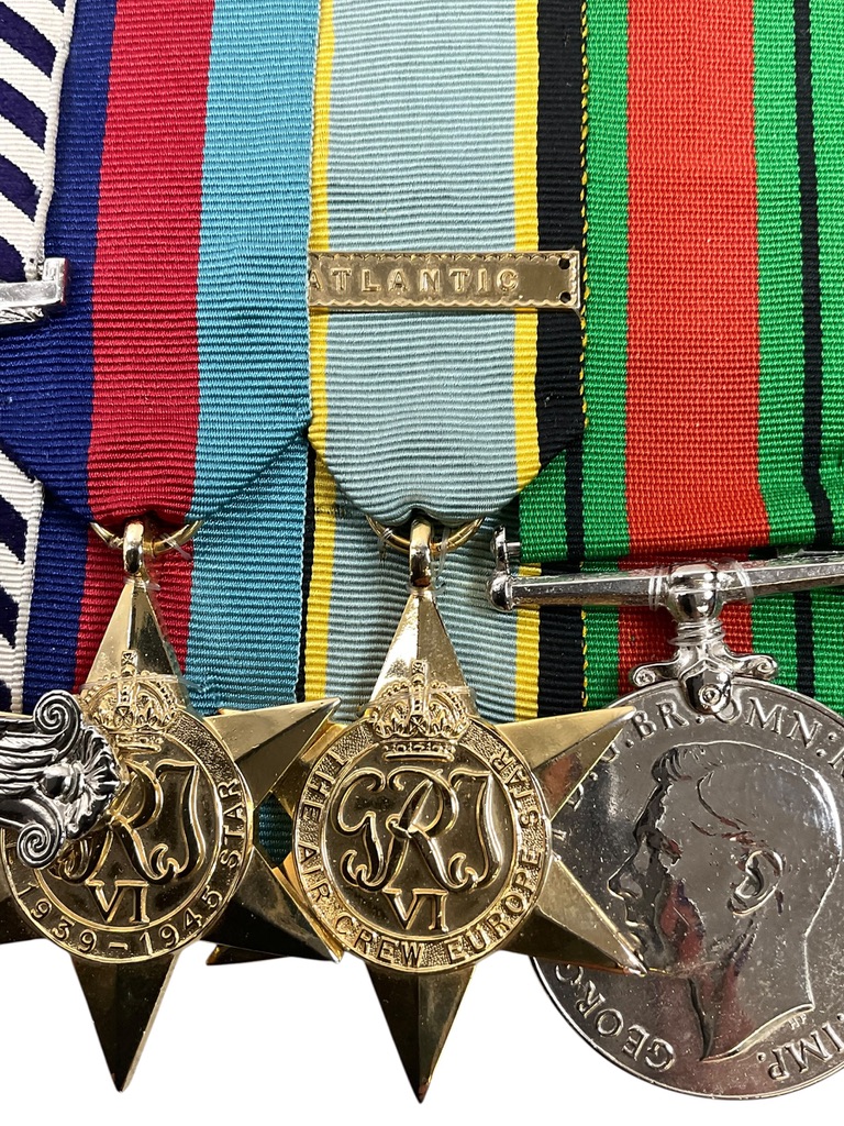 WW2 Canadian RCAF DFC Log Book Medal Group WW2 Canadian RCAF DFC Log Book Medal Group